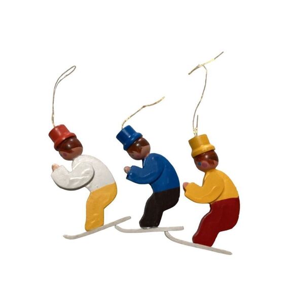 Vintage Wooden Christmas Tree Ornaments 3 Skiers - Picture 1 of 4